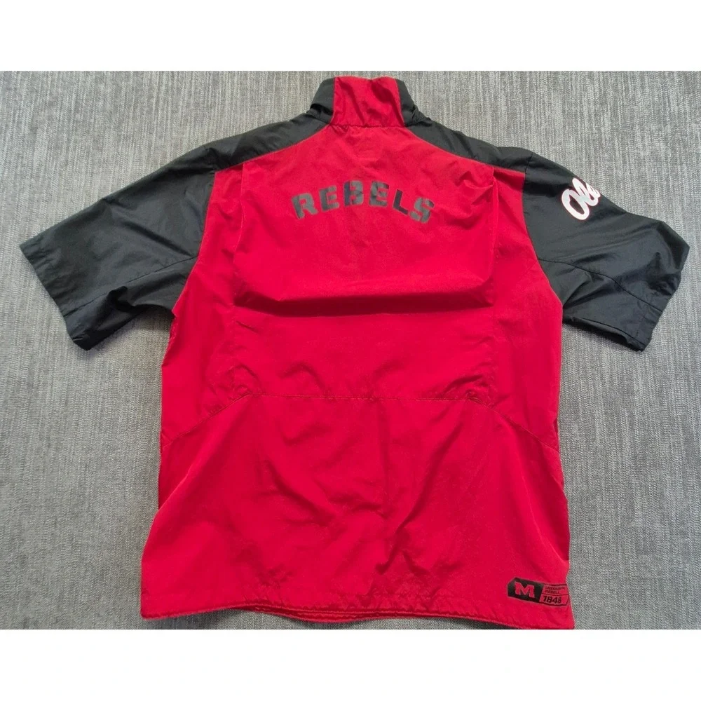 Ole Miss Rebels Nike red 1/4 zip sideline jacket short sleeves LG team logo HYDR